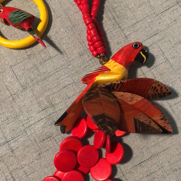 Amazing Wooden Parrot Necklace and Earrings Set - Picture 5 of 5